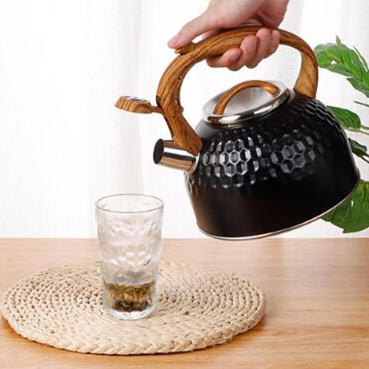 Black Stainless Steel Whistling Tea Pot U147
