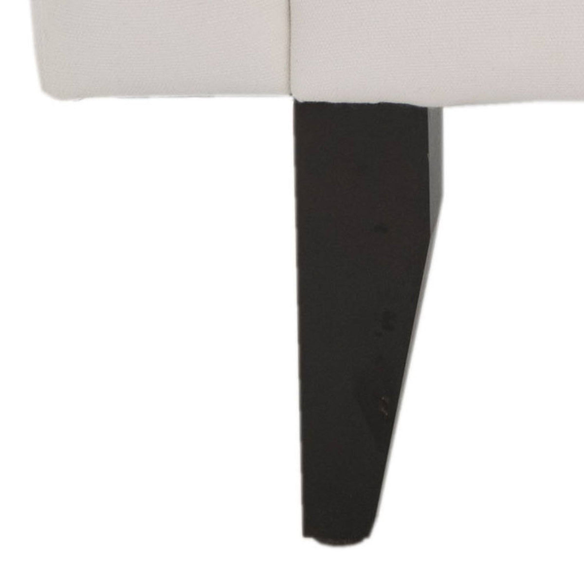 White Club Chair L4275
