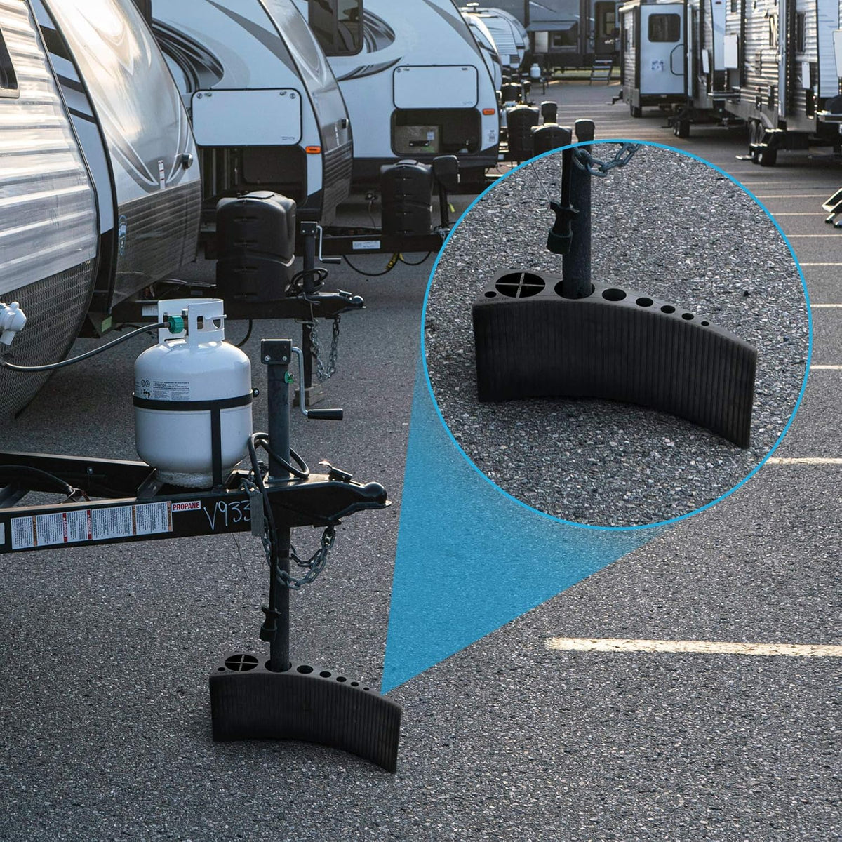 Camper Leveler Kit with Wheel Chocks and Anti-Slip Mats, 2 Packs T3626