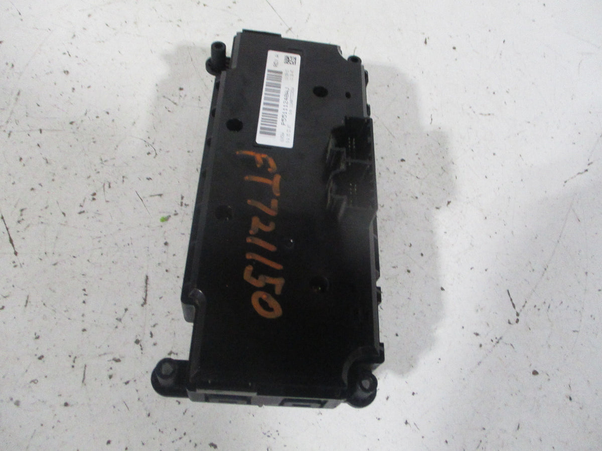 17-20 Dodge Caravan Front Dash AC Heater Temperature Control J35213