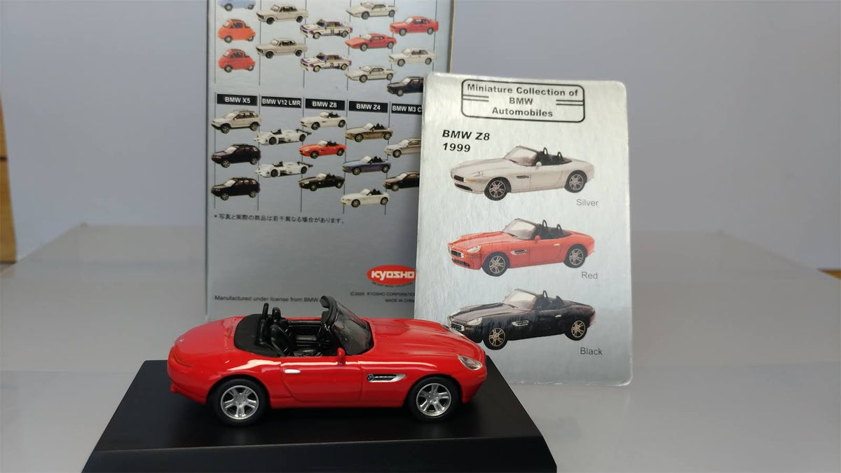 1:64 BMW Z8 1999 Red Used L64406