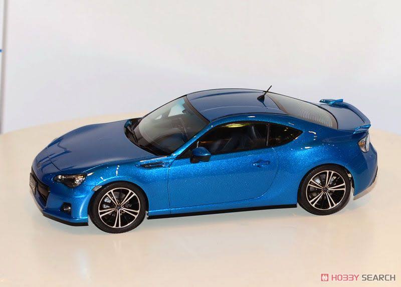 1/24 Scale Model Car Kit U188039