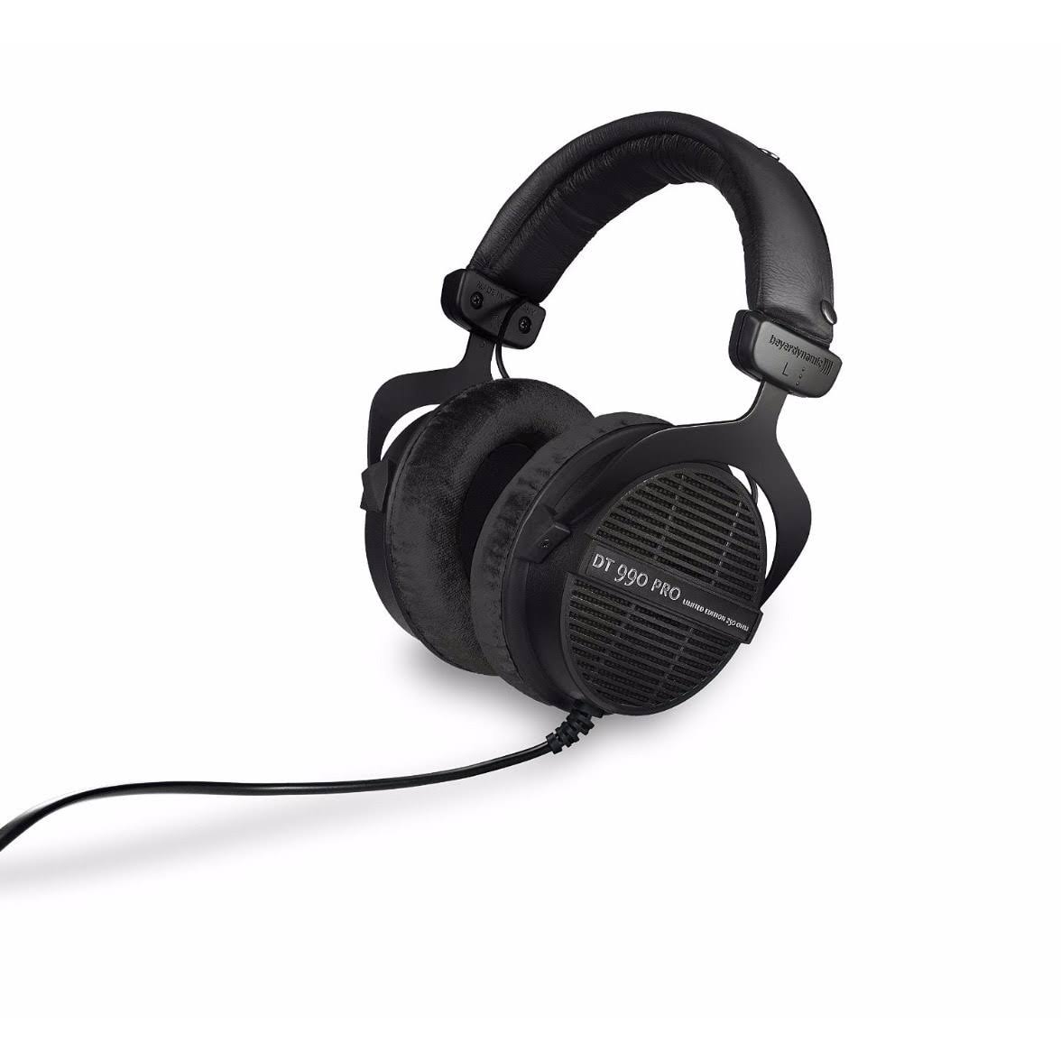 Black Headphones G619394