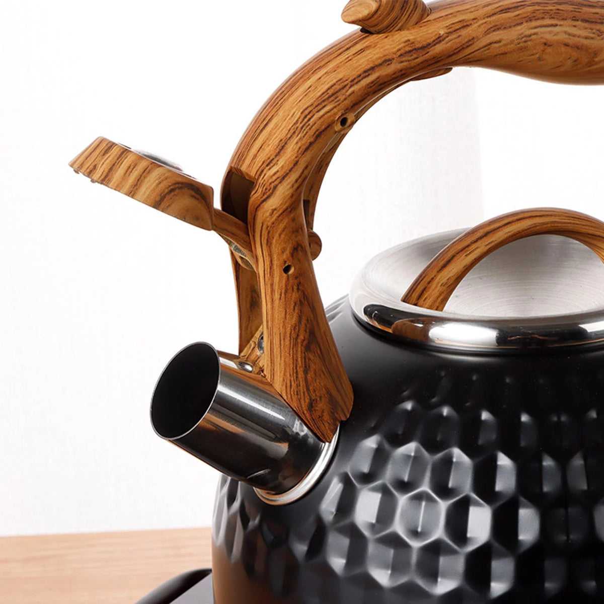 Black Stainless Steel Whistling Tea Pot U147