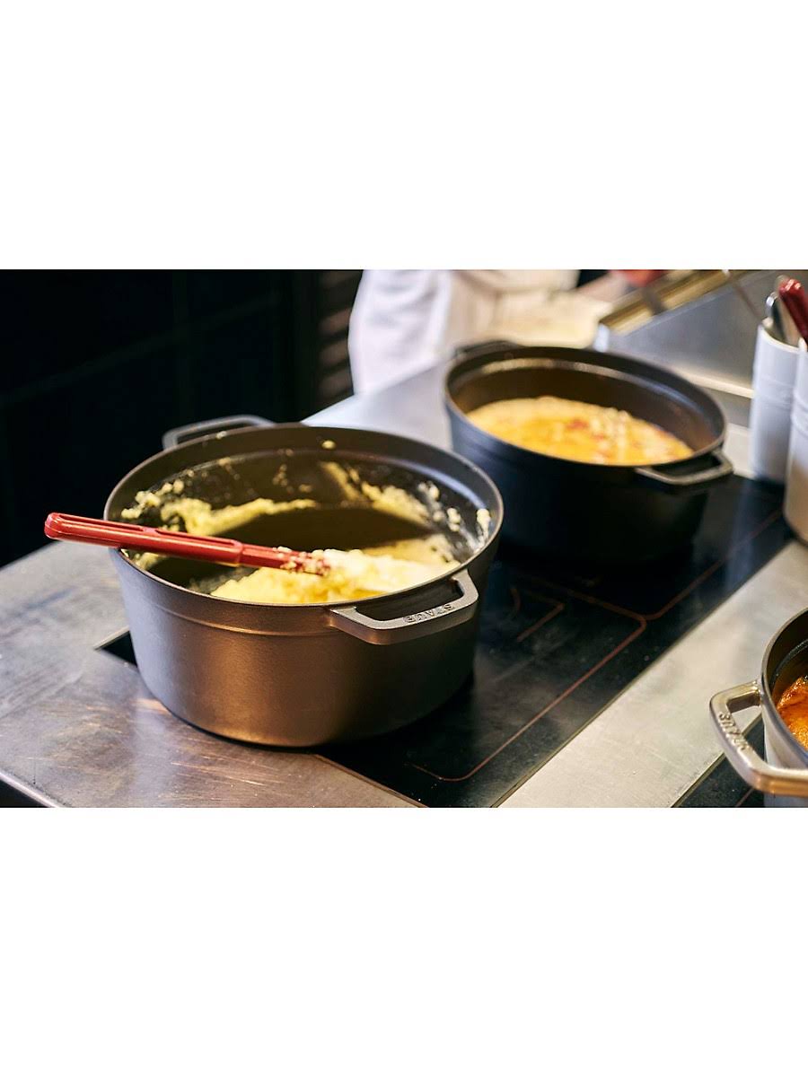 Cast Iron 13.25-qt Round Cocotte Dark Blue O3235