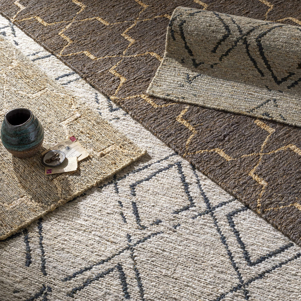 Black Gray 2' x 3' Jute Area Rug C460